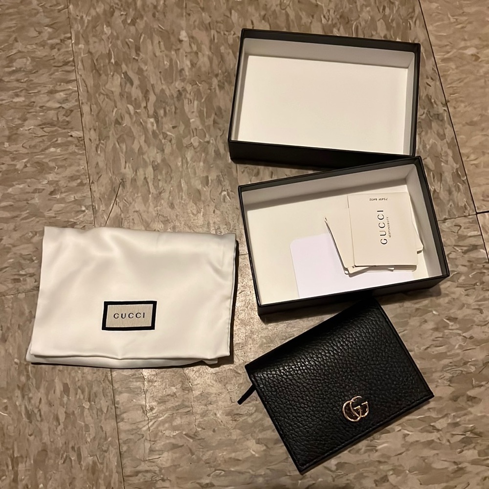Gucci wallet